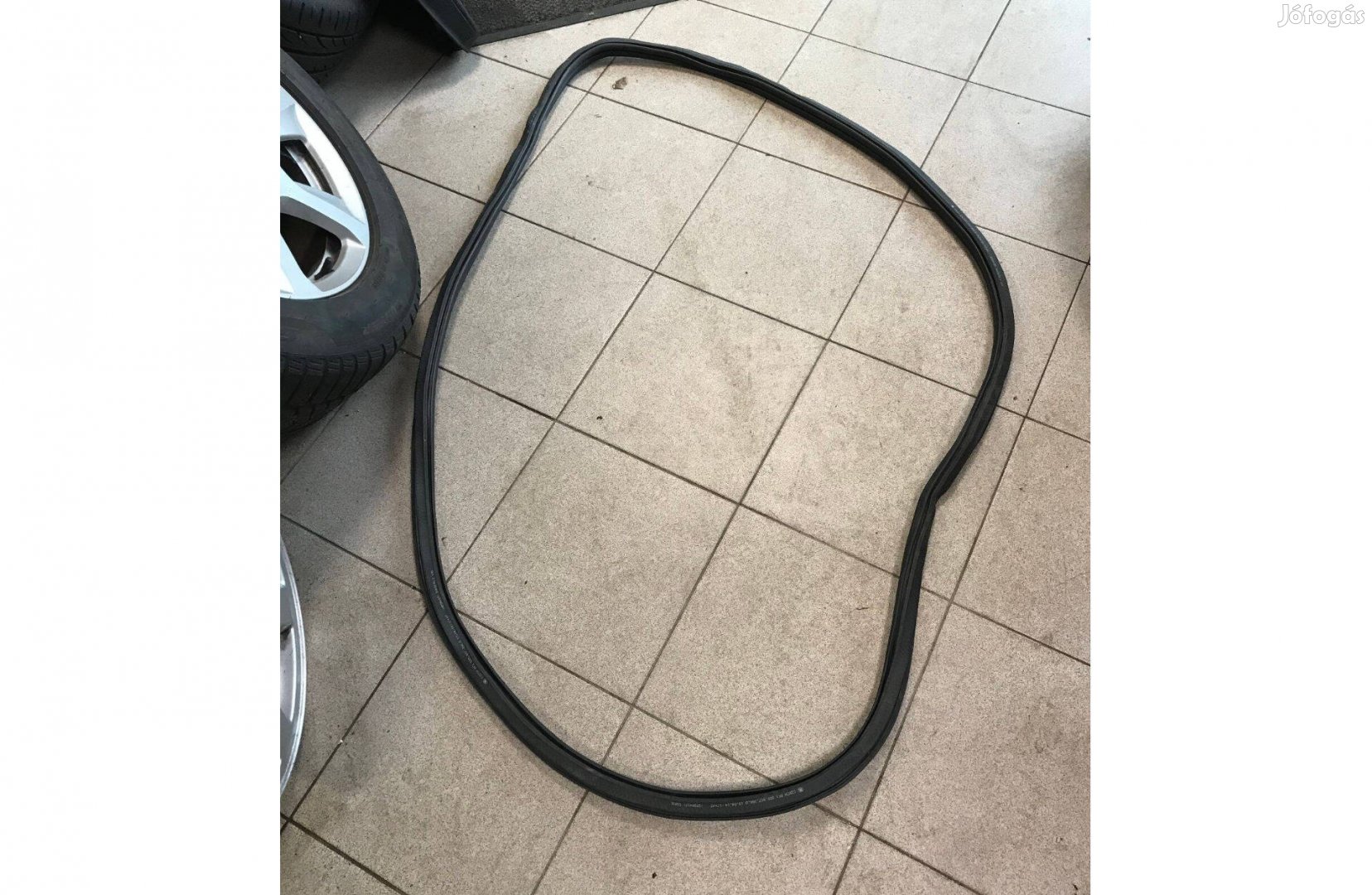 Skoda Octavia III - jobb első ajtó kédergumi 5E0 867 366 D