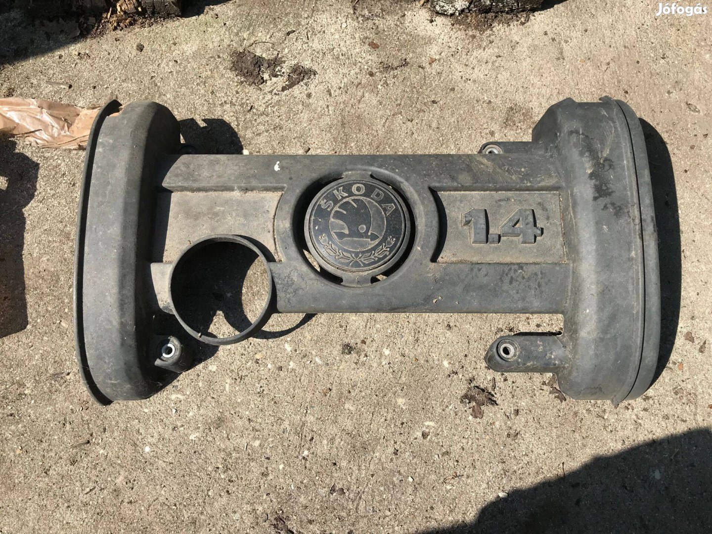 Skoda Octavia II 1,4 16V _ motorburkolat
