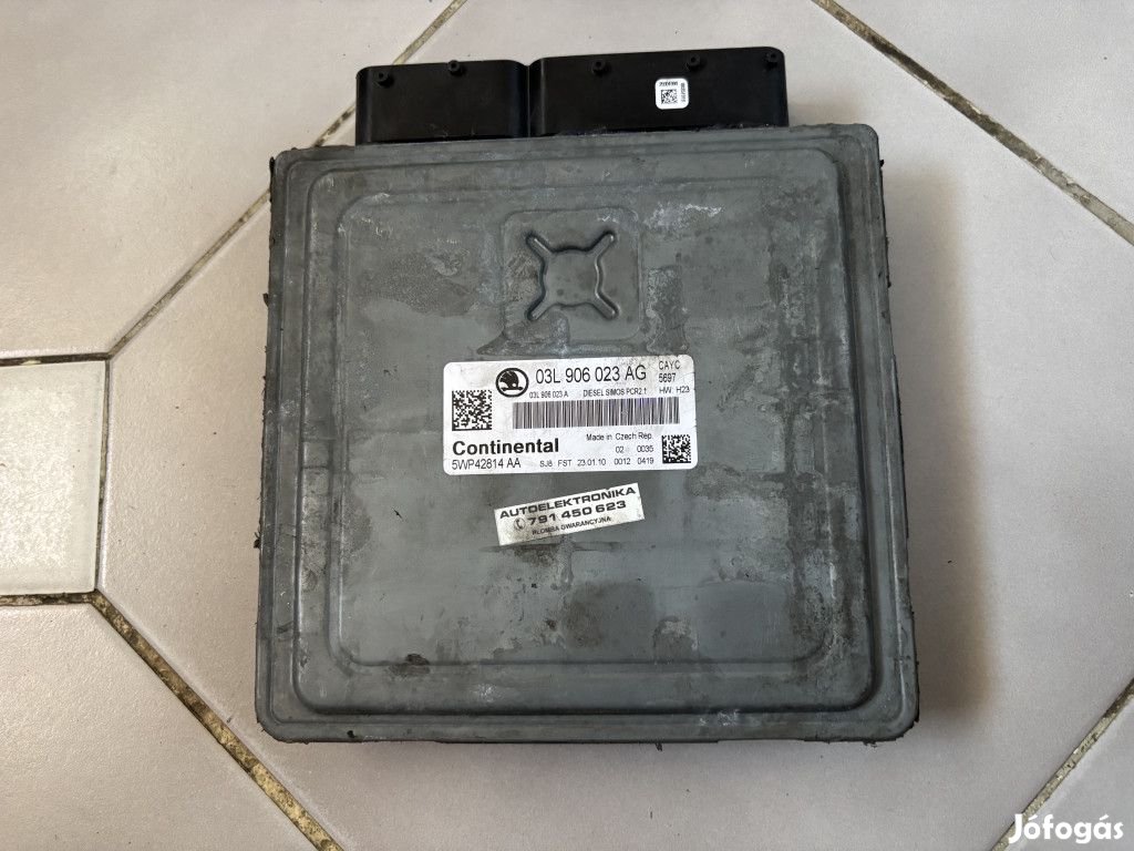 Skoda Octavia II 1.6 TDI motorvezérlő elektronika 03L906023AG