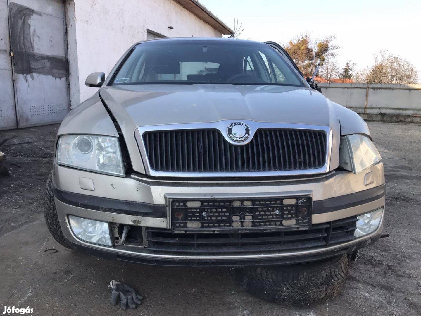 Skoda Octavia II 1.6b,1.9pd sedan alkatrészek