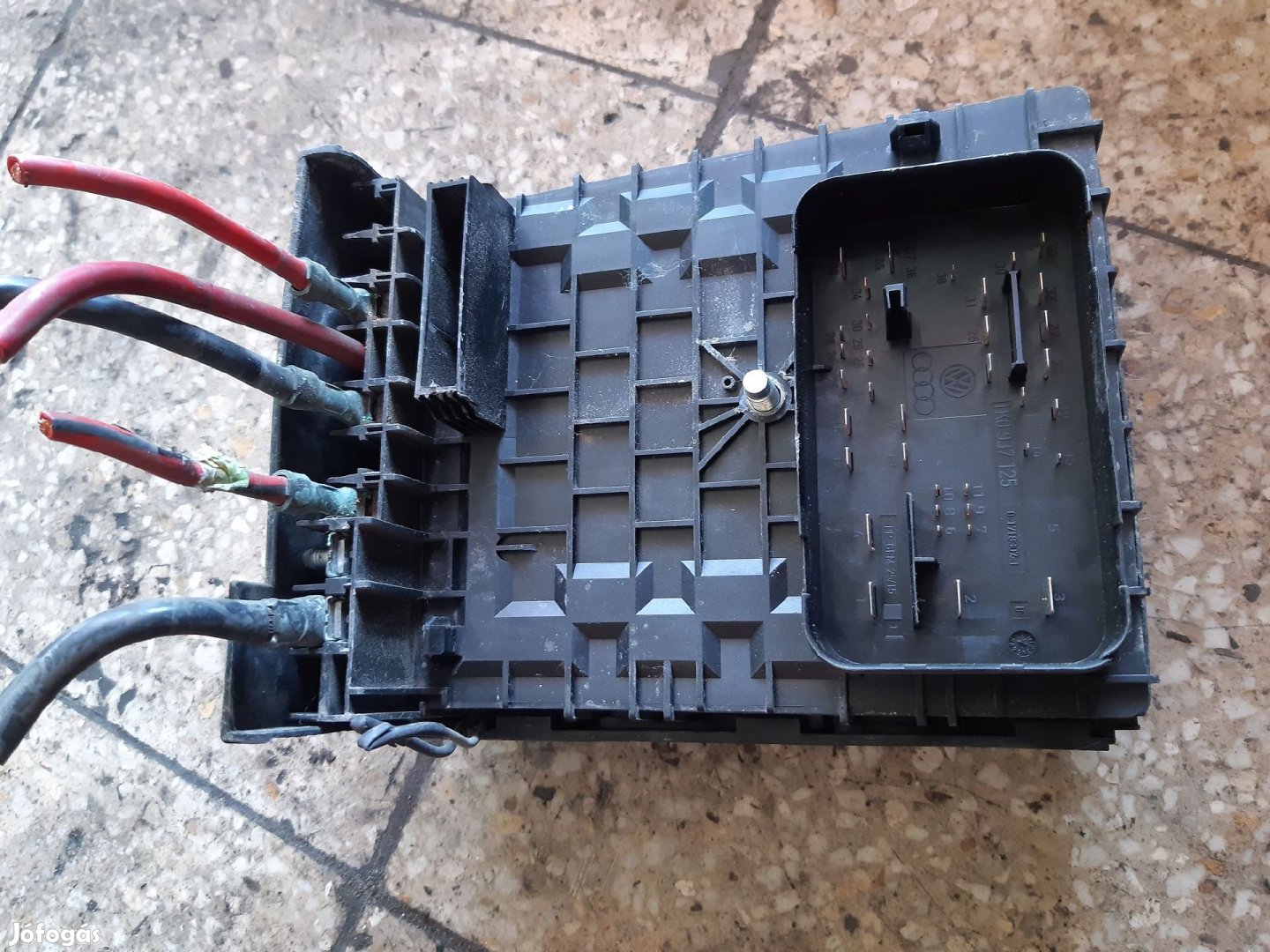 Skoda Octavia II Biztosítéktábla Relé Tábla