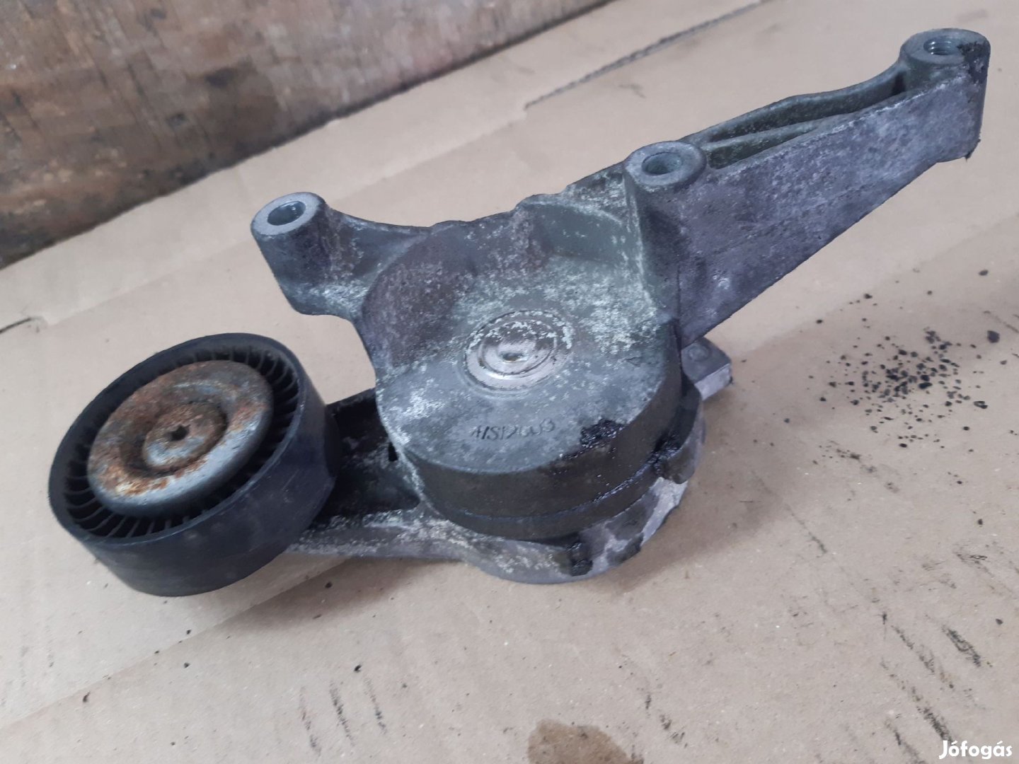 Skoda Octavia II Hosszbordás Szíj Feszítő