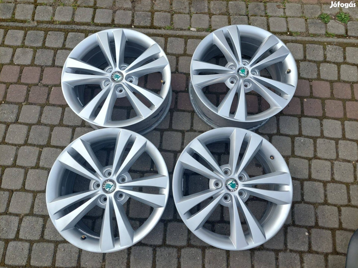 Skoda Octavia II RS alufelni garnitúra Neptune