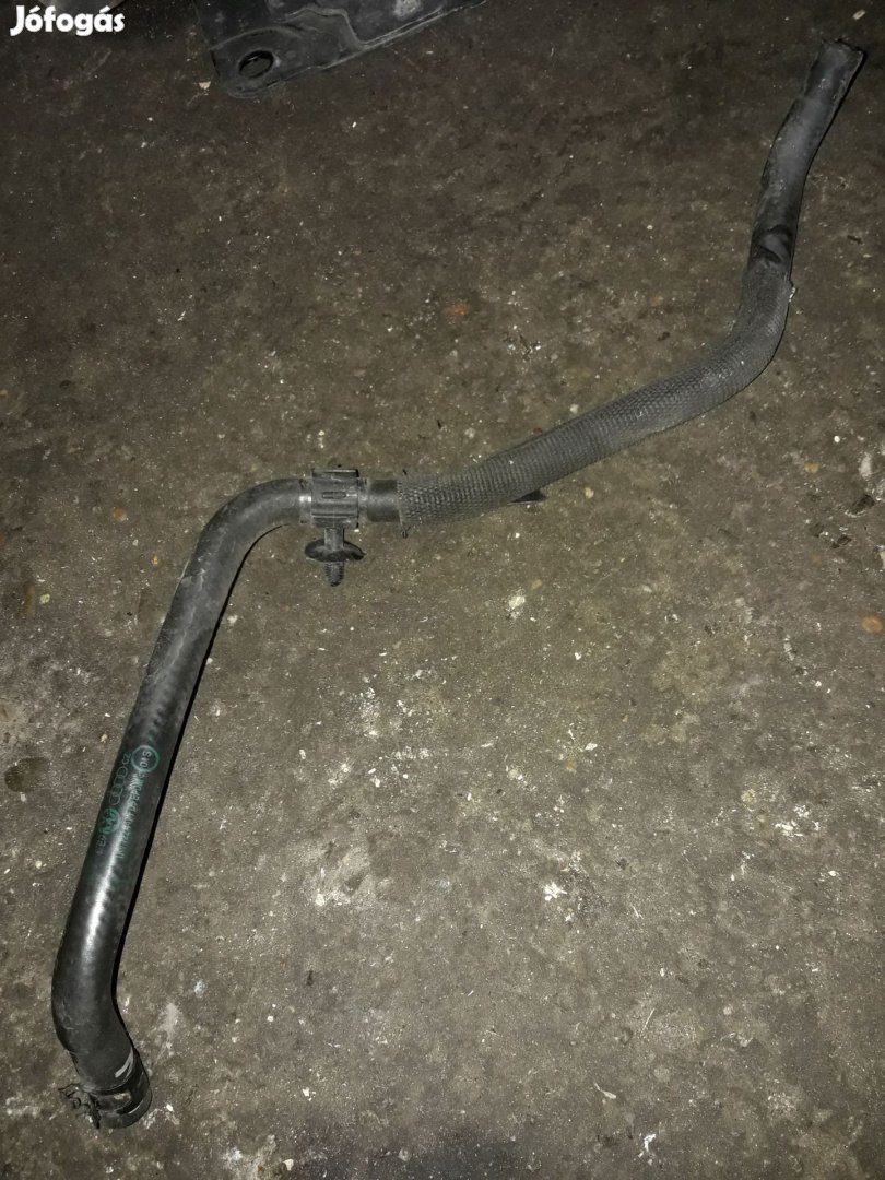 Skoda Octavia II Vízcső