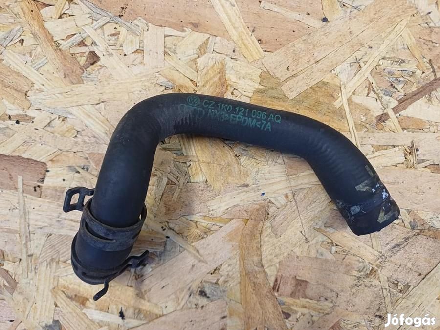 Skoda Octavia II (2006-2013) 1.6 Benzines Vízcső