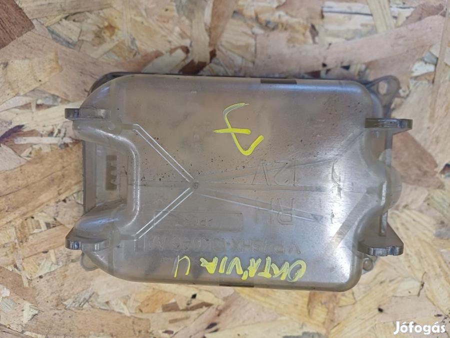 Skoda Octavia II (2006-2013) Jobb Fényszóró Burkolat