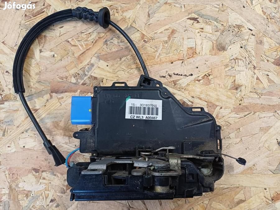 Skoda Octavia II (2006-2013)  Bal Első Ajtó Központizár