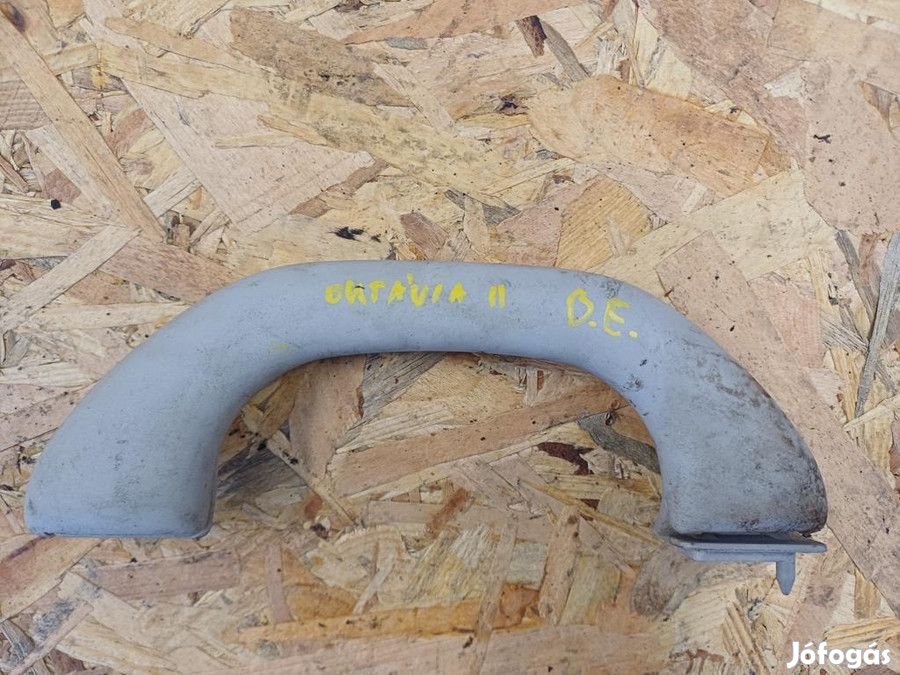 Skoda Octavia II 2006-2013 Bal Első Felső Kapaszkodó