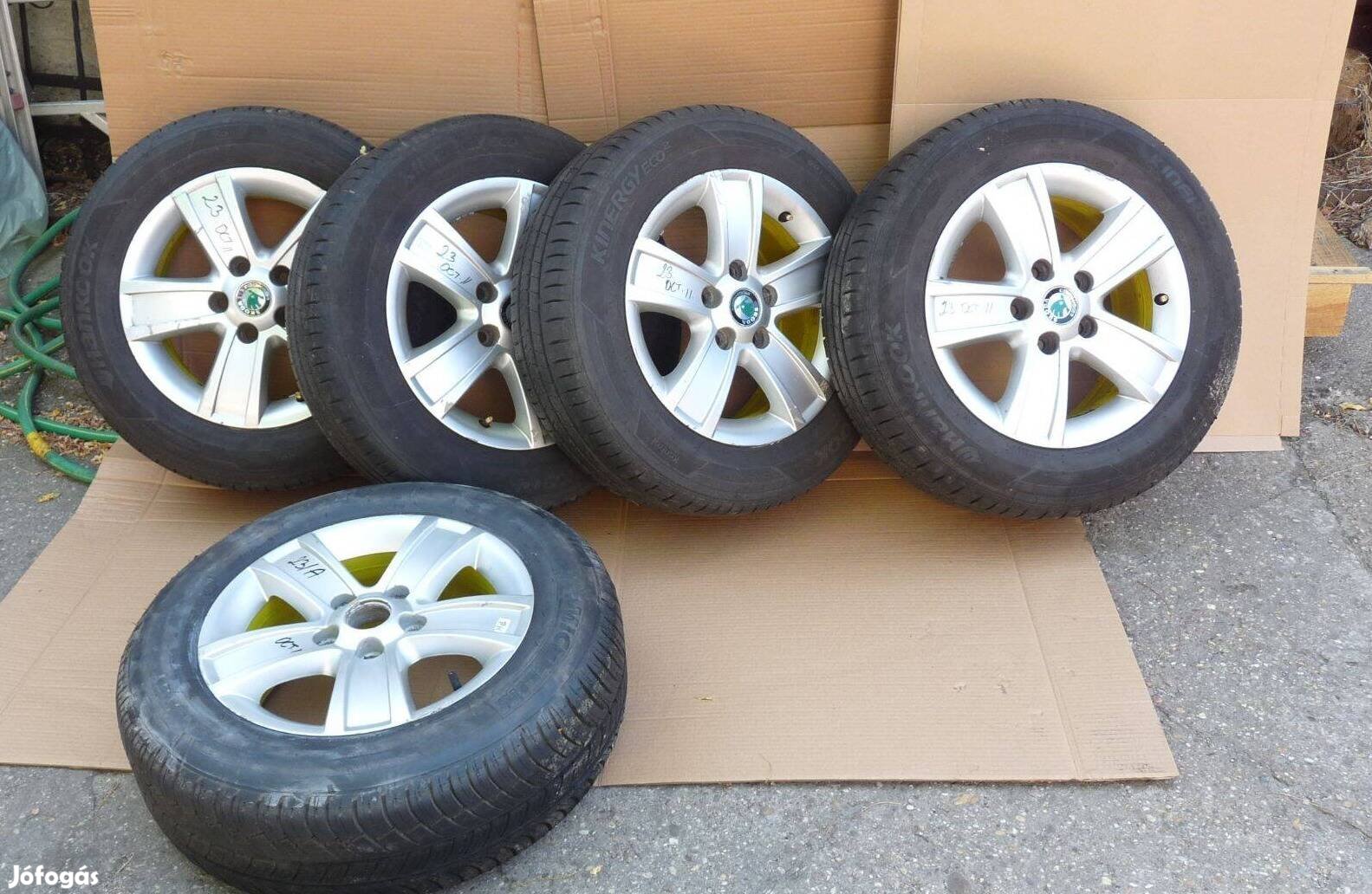 Skoda Octavia II.- alufelni 5 db+ gumi