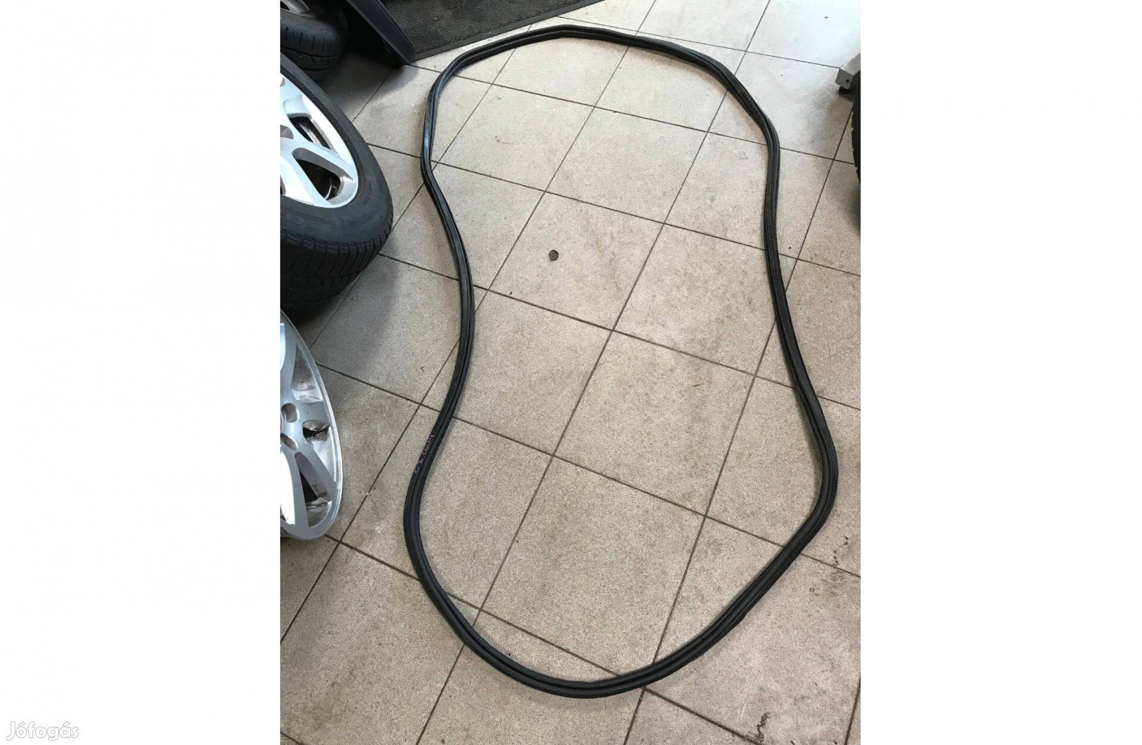 Skoda Octavia II - csomagtér kédergumi 5J0 867 365 D