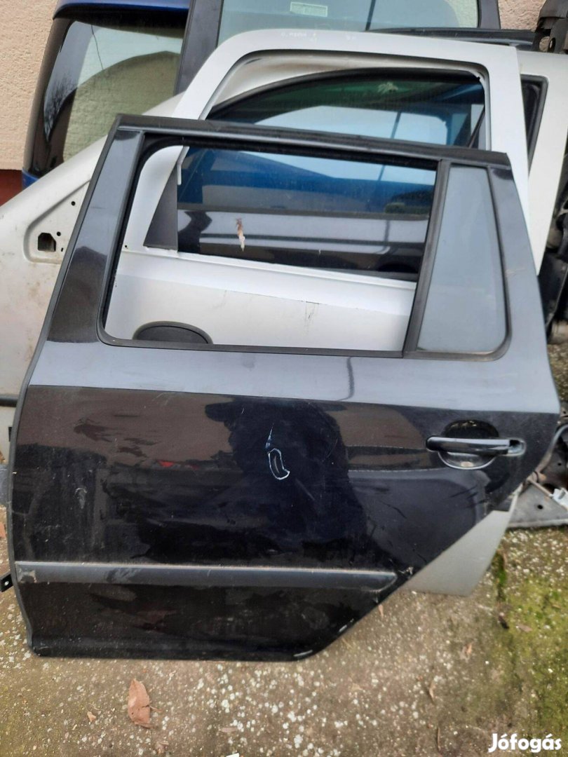 Skoda Octavia II bal hátsó ajtó