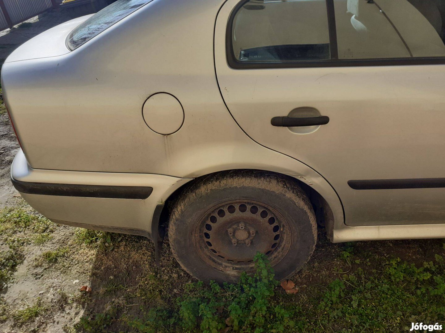 Skoda Octavia I hátsó sárvédő