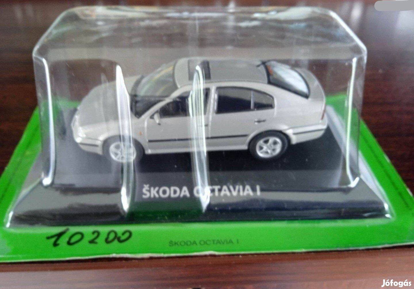 Skoda Octavia I kisauto modell 1/43 Eladó