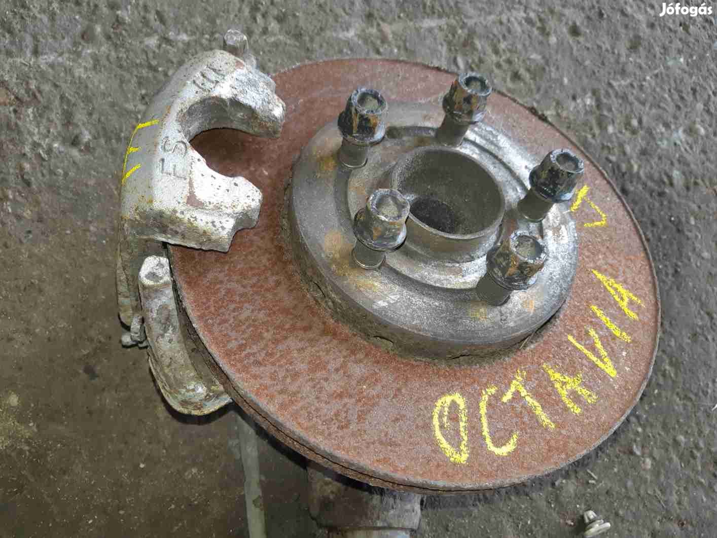 Skoda Octavia Jobb Első Csonkállvány Kerékaggyal Féknyereg