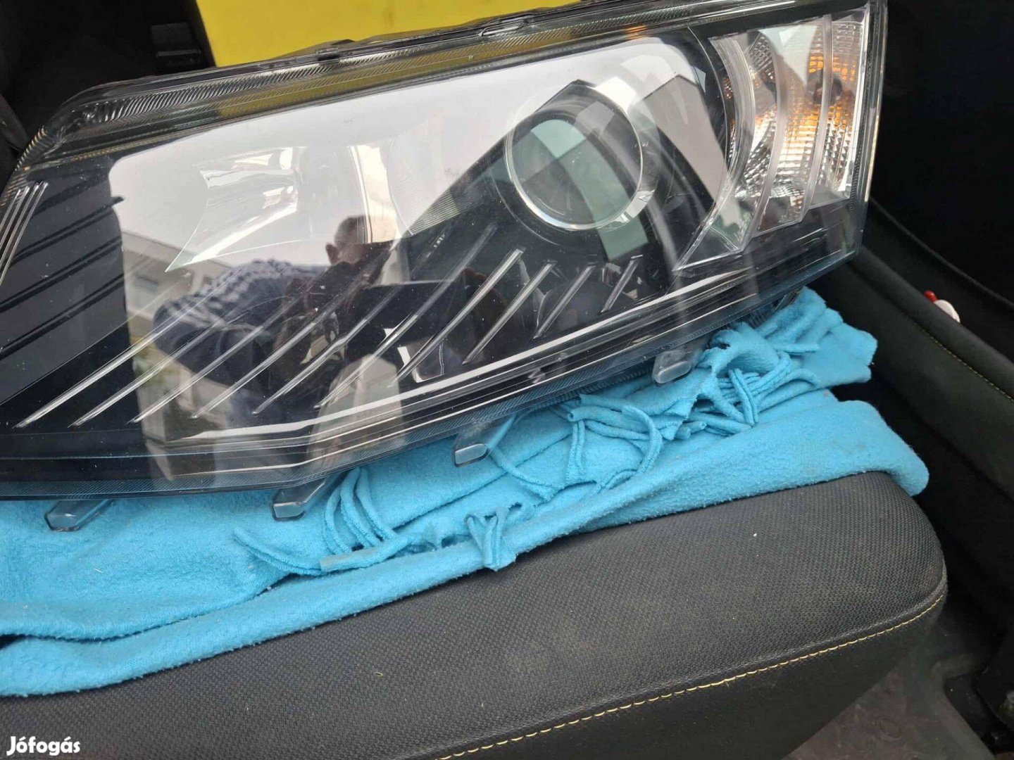 Skoda Octavia RS 2014-2017 - Bal első fényszóró