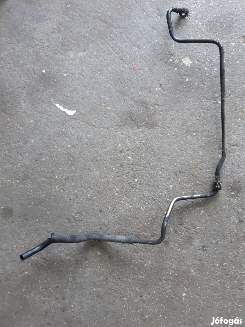 Skoda Octavia Szervócső