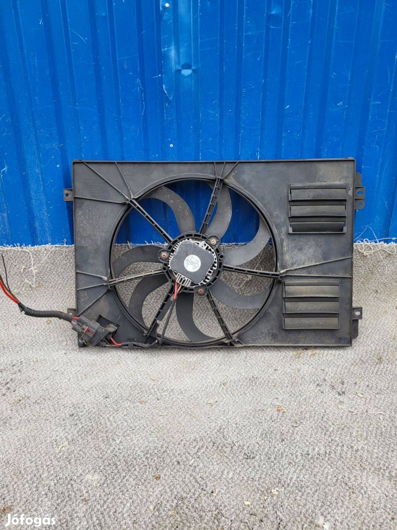Skoda Octavia Volkswagen Golf 6, Touran ventilátor + keret 1K0121207BA