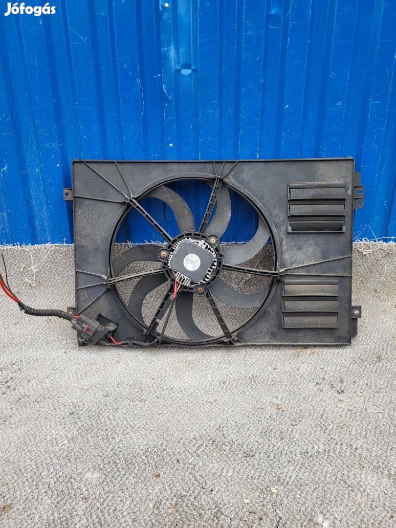 Skoda Octavia Volkswagen Golf 6, Touran ventilátor + keret 1K0121207BA