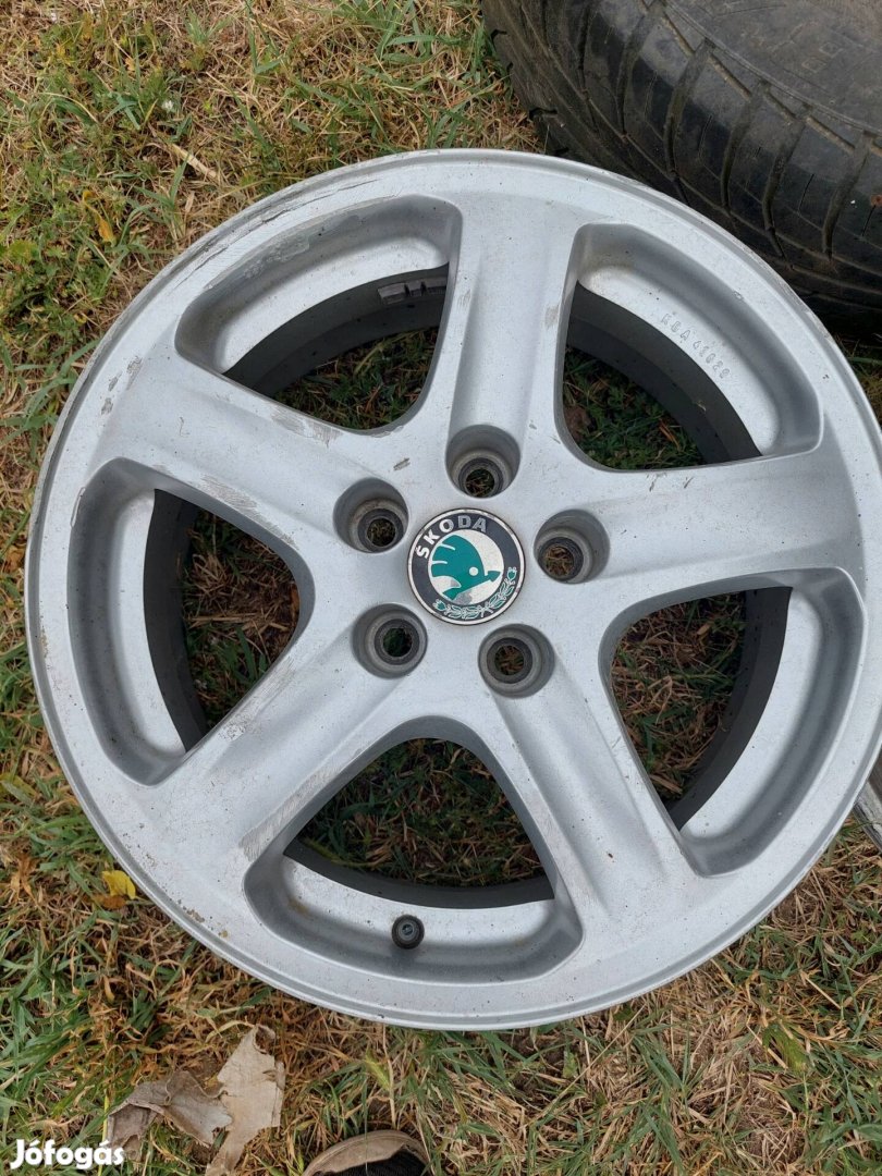 Skoda Octavia alufelni 5x100