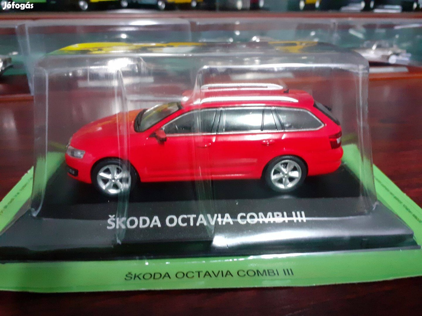 Skoda Octavia combi III kisauto modell 1/43 Eladó