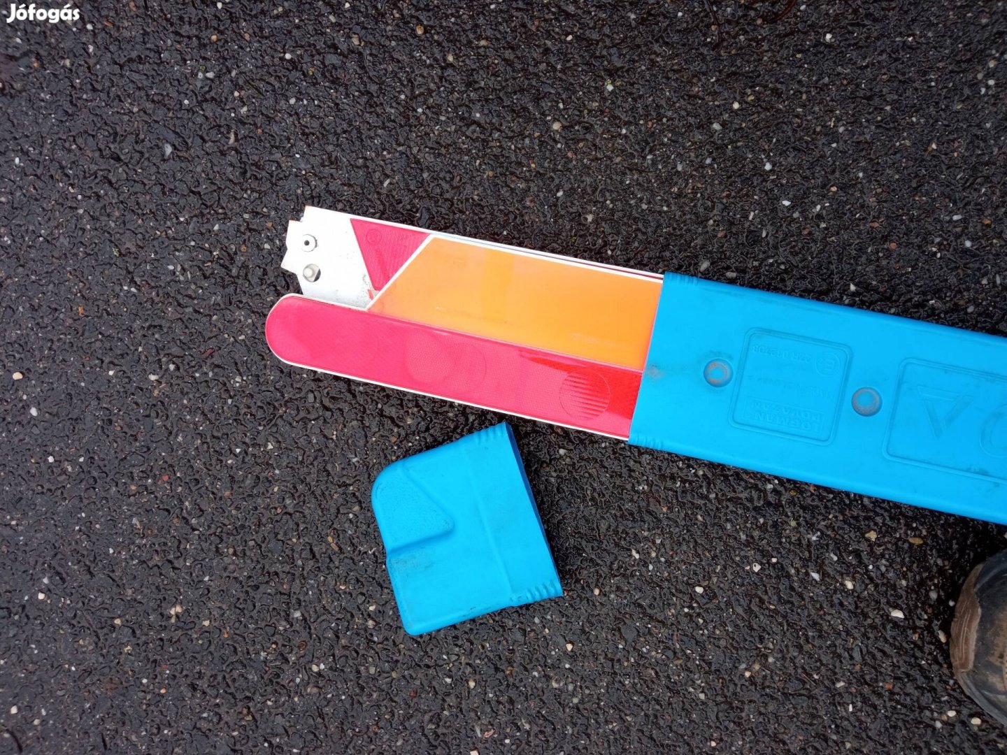 Skoda Octavia gyári elakadásjelzö háromszög