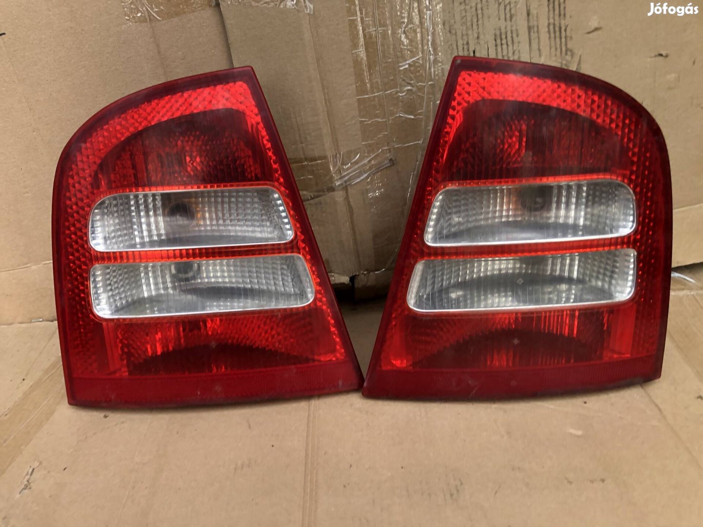 Skoda Octavia hátsó lámpa 