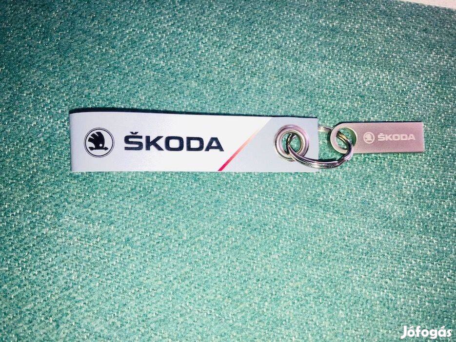 Skoda Octavia kulcstartó és 2.0 USB pendrive 16 GB