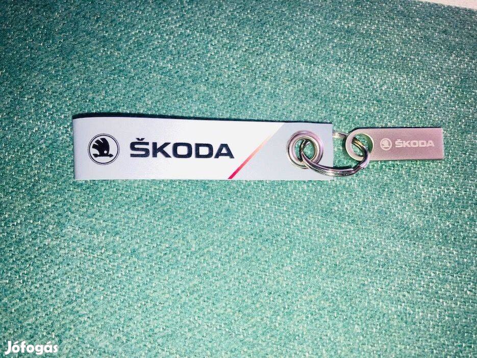 Skoda Octavia kulcstartó és 2.0 USB pendrive 16 GB