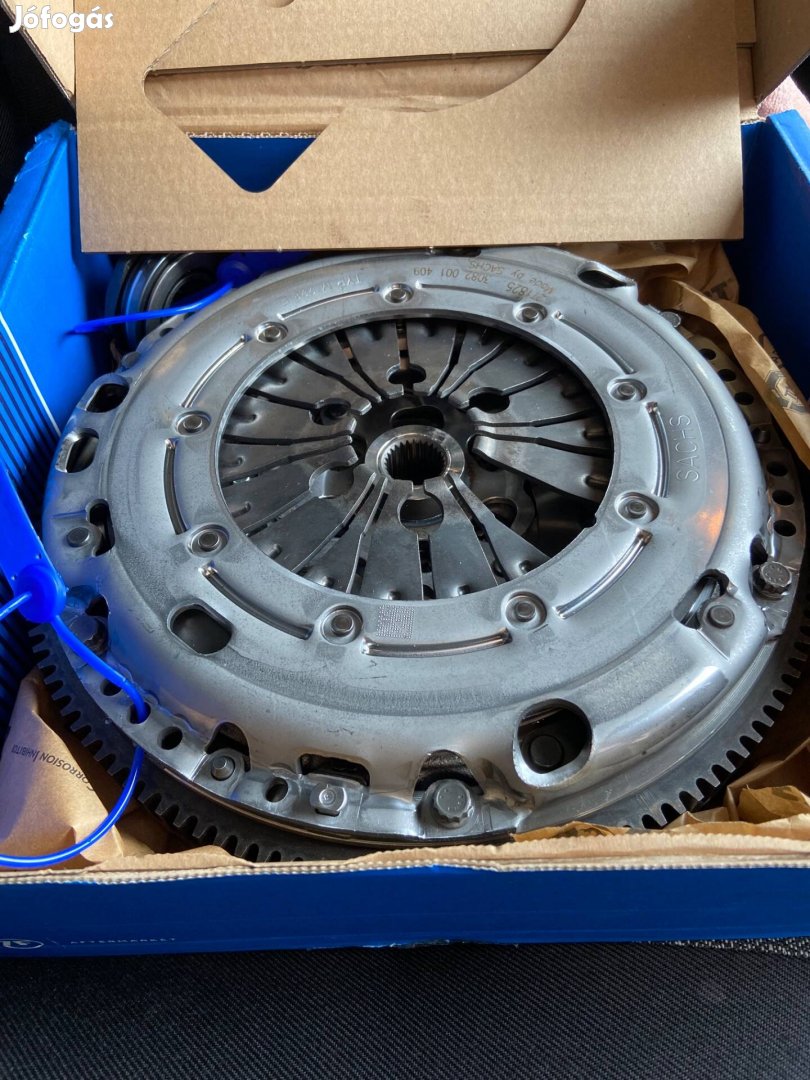 Skoda Octavia kuplung és kettőstömegű Bxe