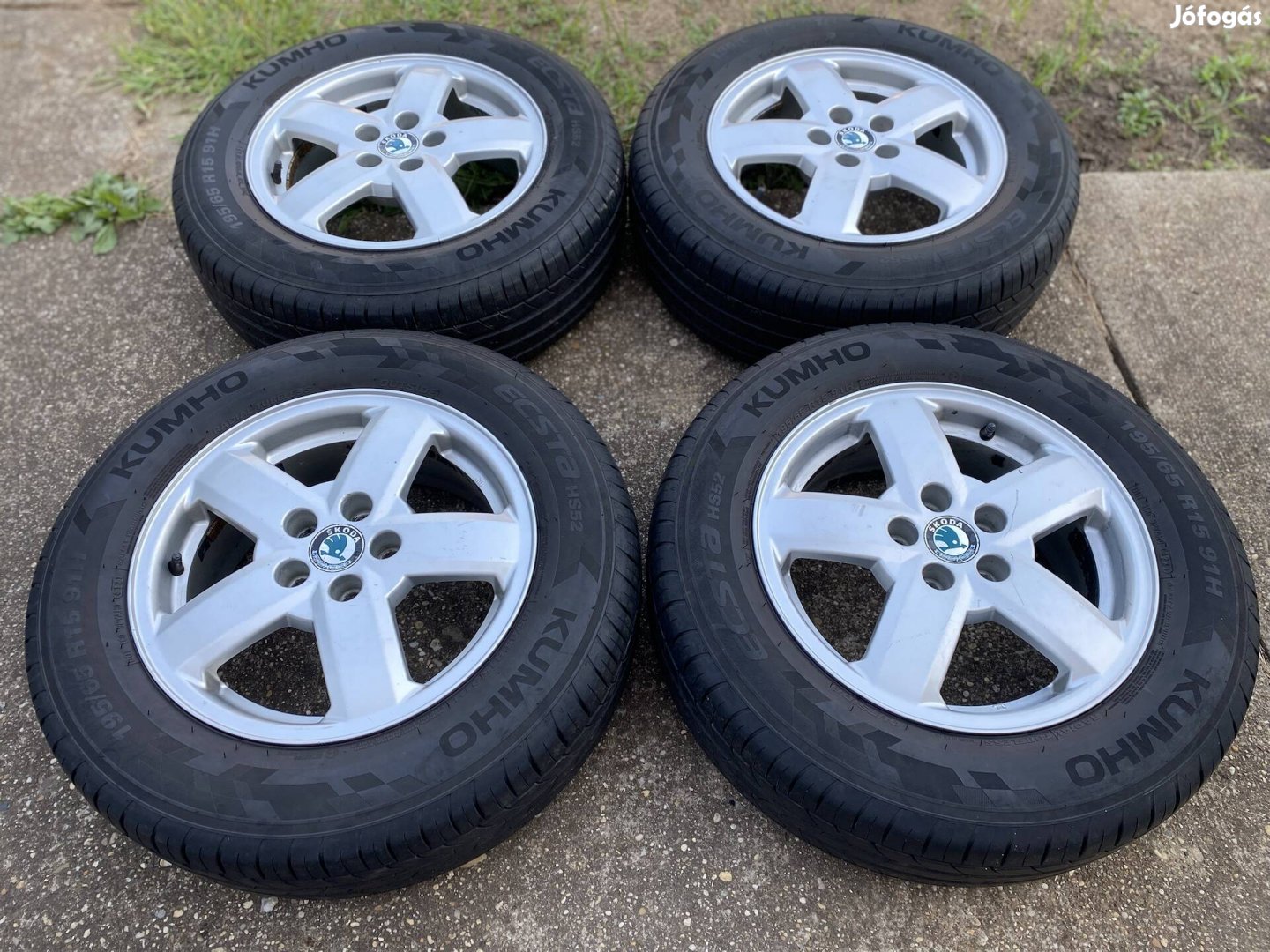 Skoda Octavia mk1 gyári 15" 5x100 alufelni 195/65R15 DOT5121