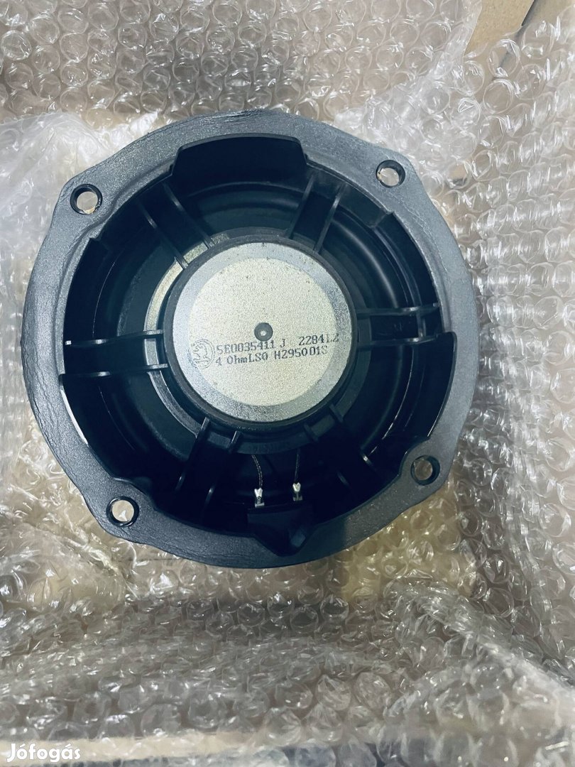 Skoda Oktávia 3 Gyári hangszóró