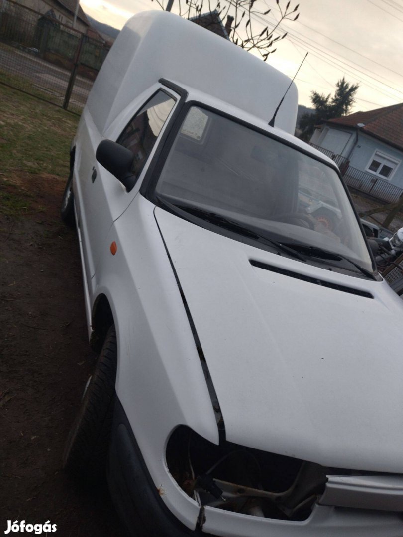 Skoda Pick up doboz