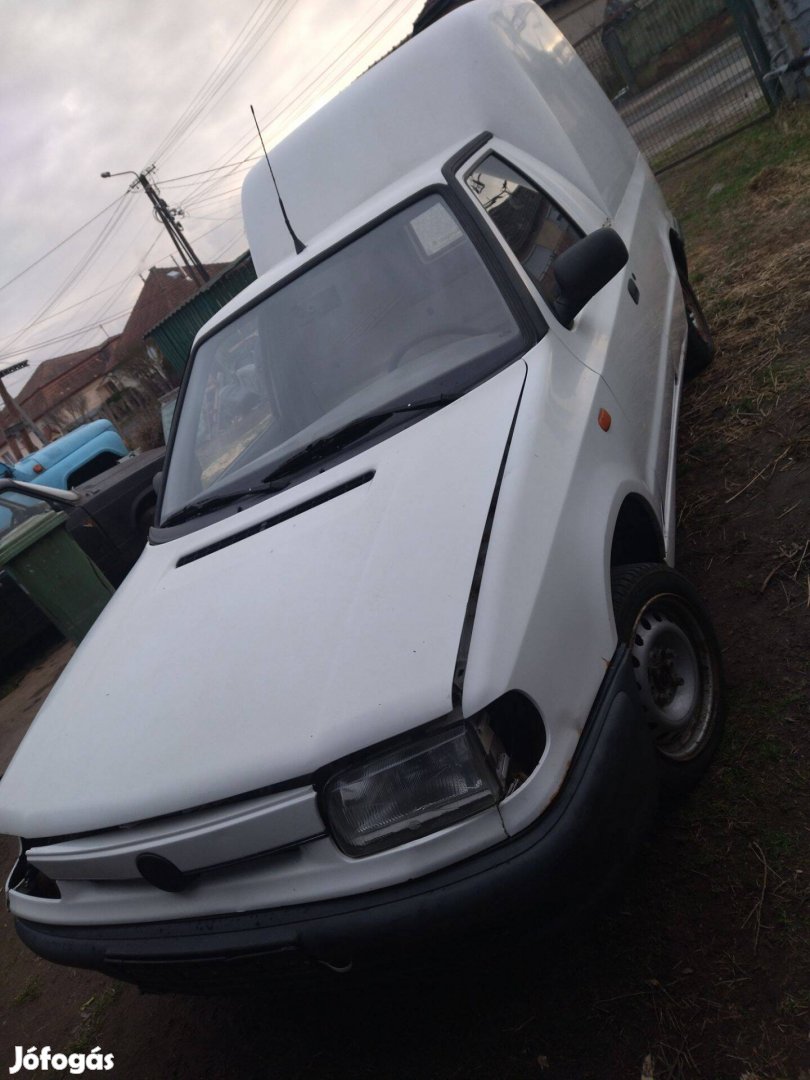Skoda Pick up első ajtó, szélvédő,géptető