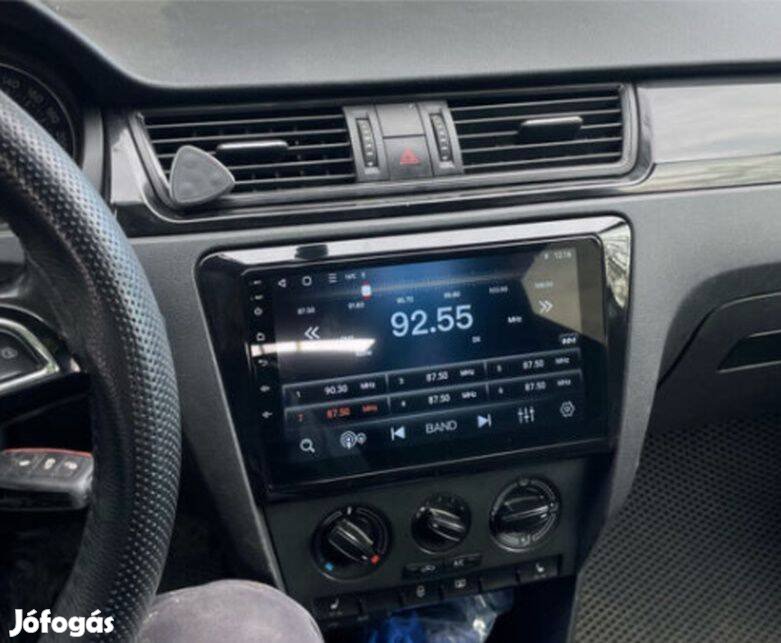 Skoda Rapid Carplay Multimédia GPS Rádió Tolatókamerával