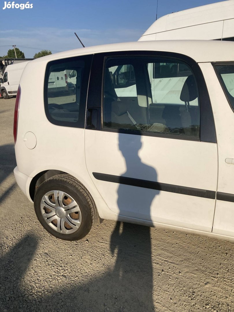 Skoda Roomster 1,6 Crtdi bontott alkatrészei(2013-as)