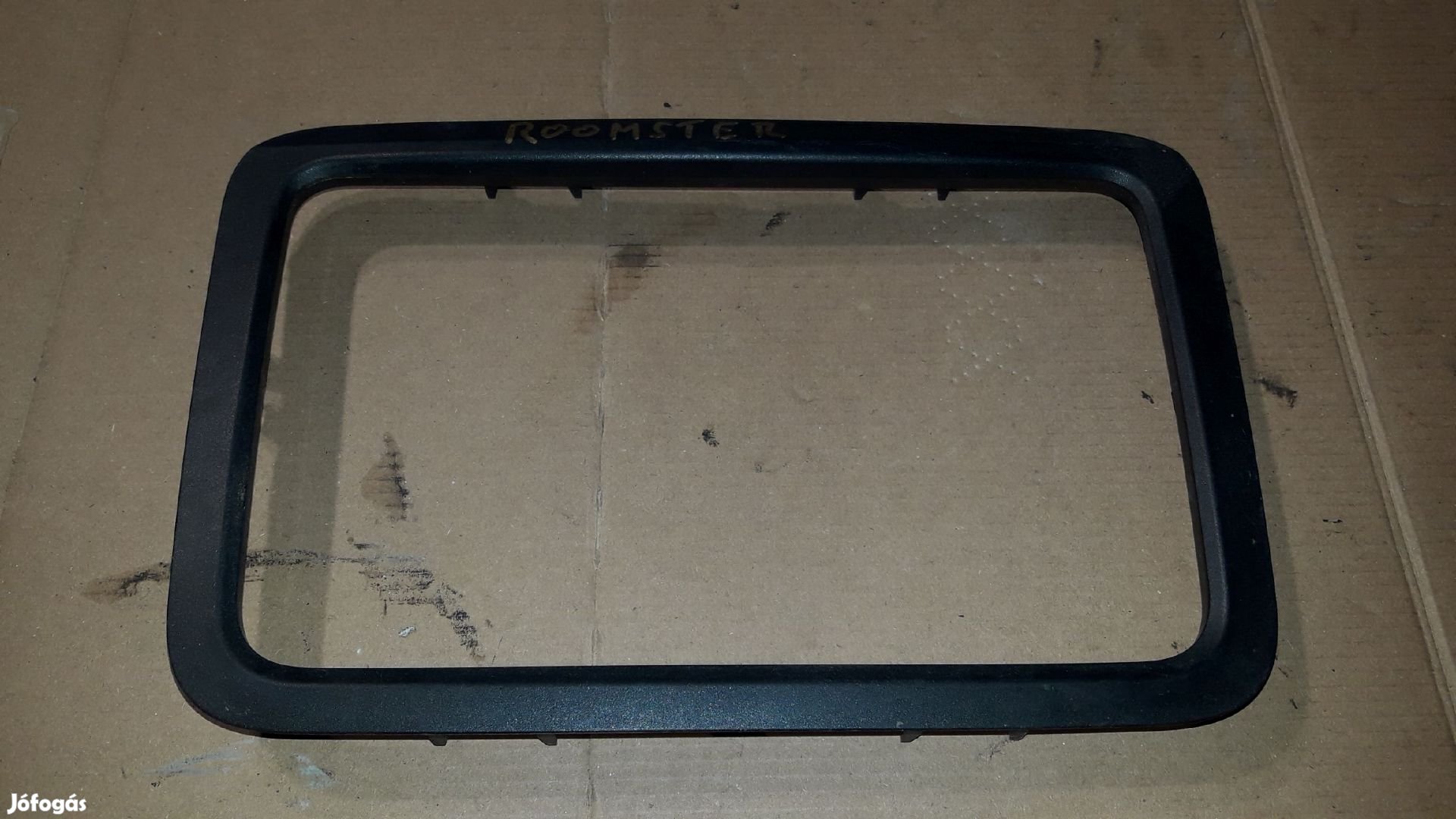 Skoda Roomster Középkonzol Keret