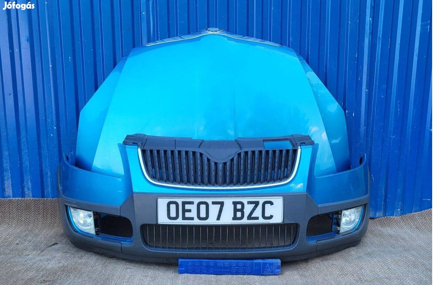 Skoda Roomster, Fabia 2 II gyári 5J0823155 motorháztető