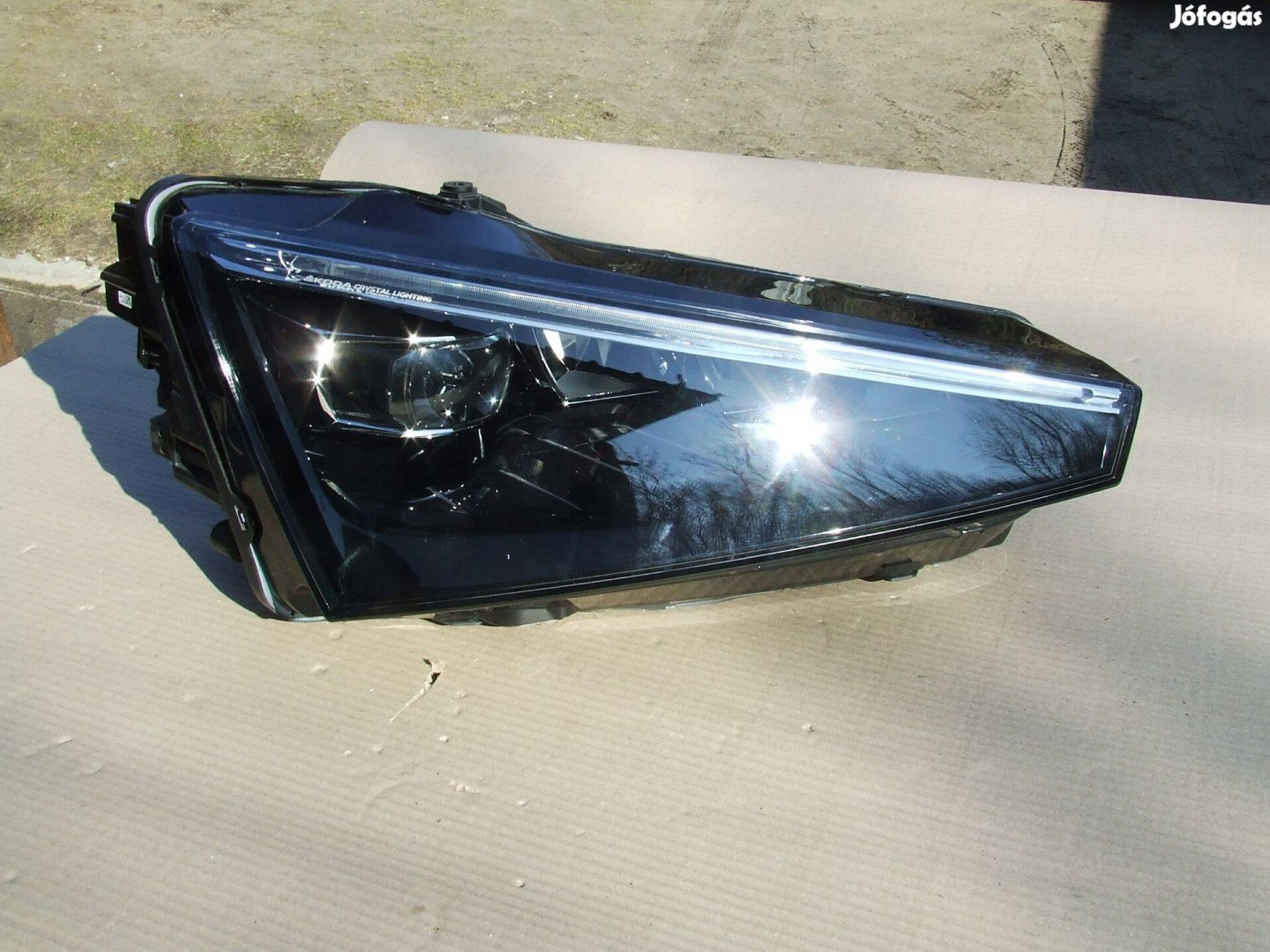 Skoda Scala jobb crystal full led lámpa fényszóró 657941016A