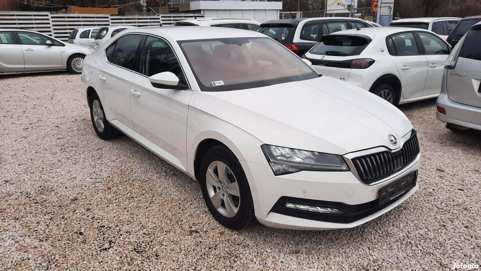 Skoda Superb 1.6 TDI SCR Ambition DSG Mo-i 1Tul...