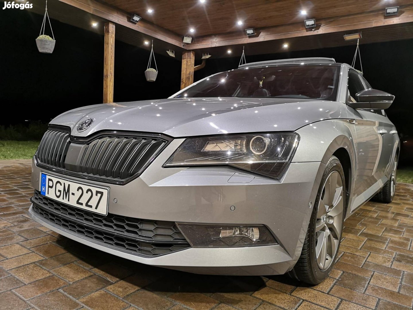 Skoda Superb 2.0 TDi SCR Sportline DSG7 Magyaro...