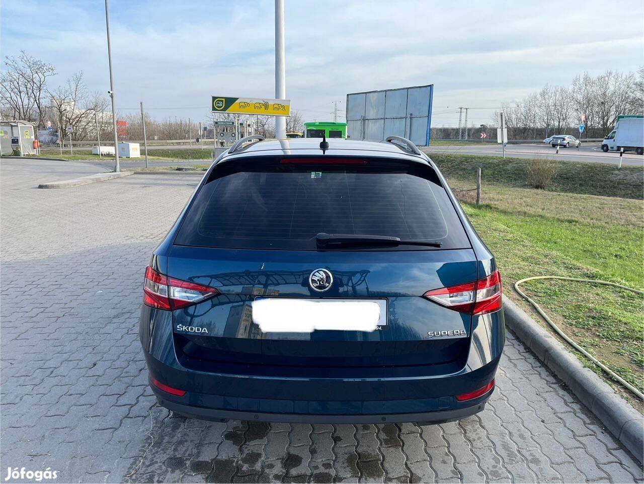 Skoda Superb 3 kombi komplett hátsó lámpasor