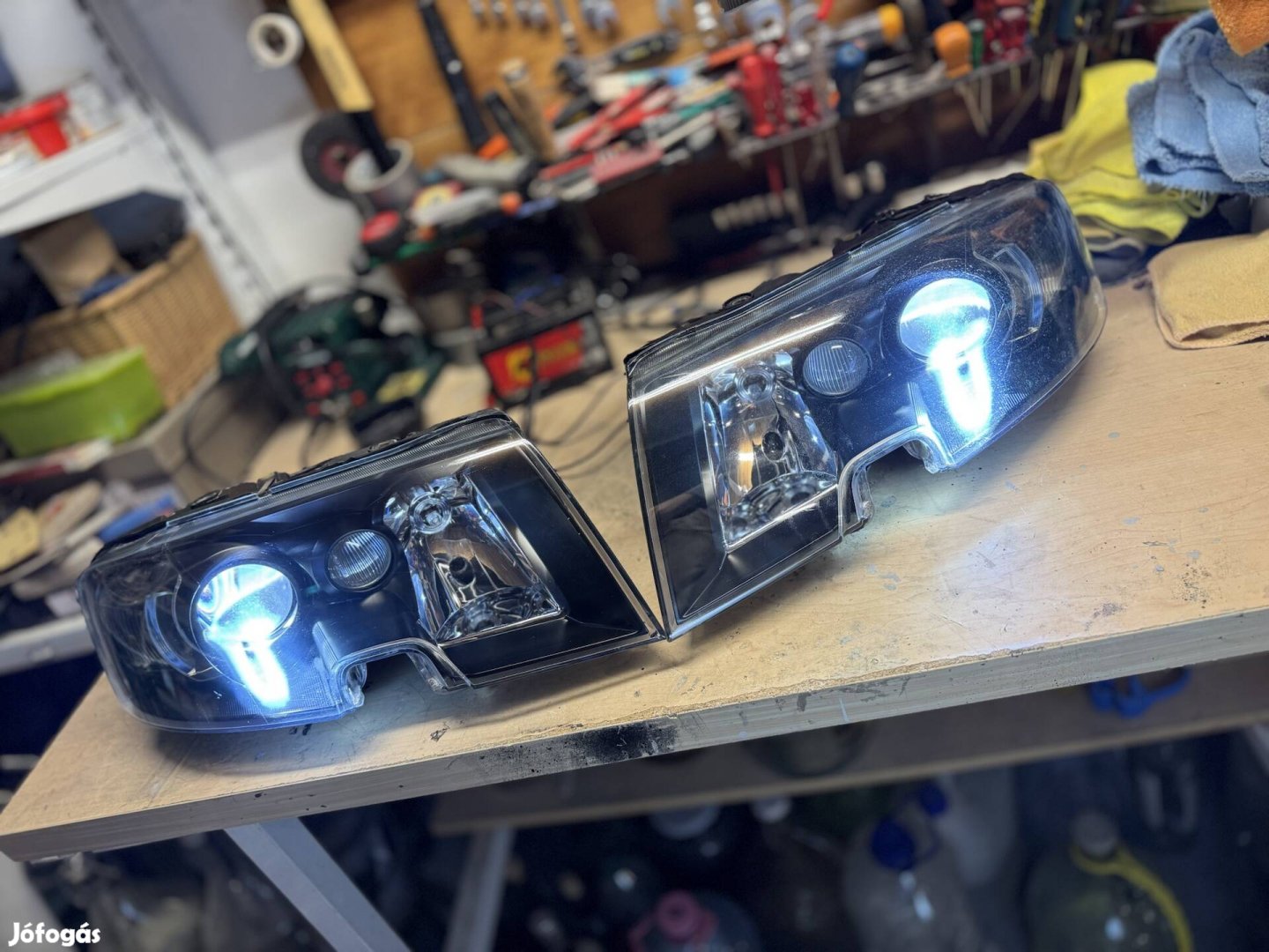 Skoda Superb Bi-led fényszóró pár