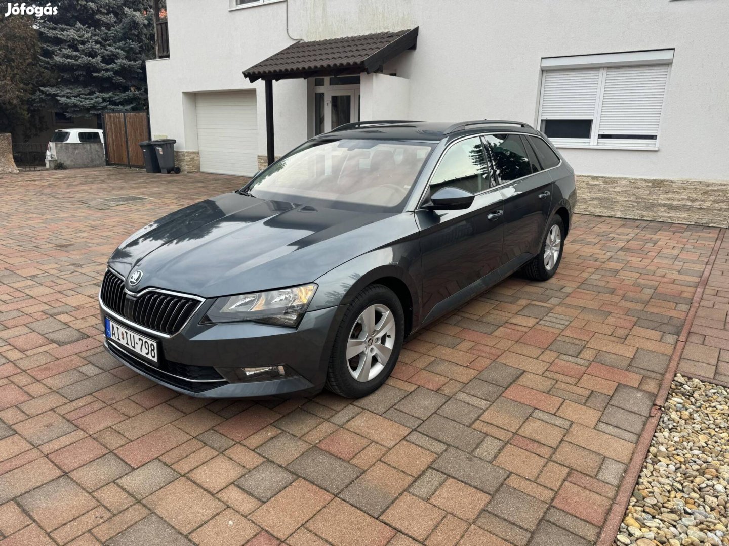 Skoda Superb Combi 1.6 TDI SCR Style DSG