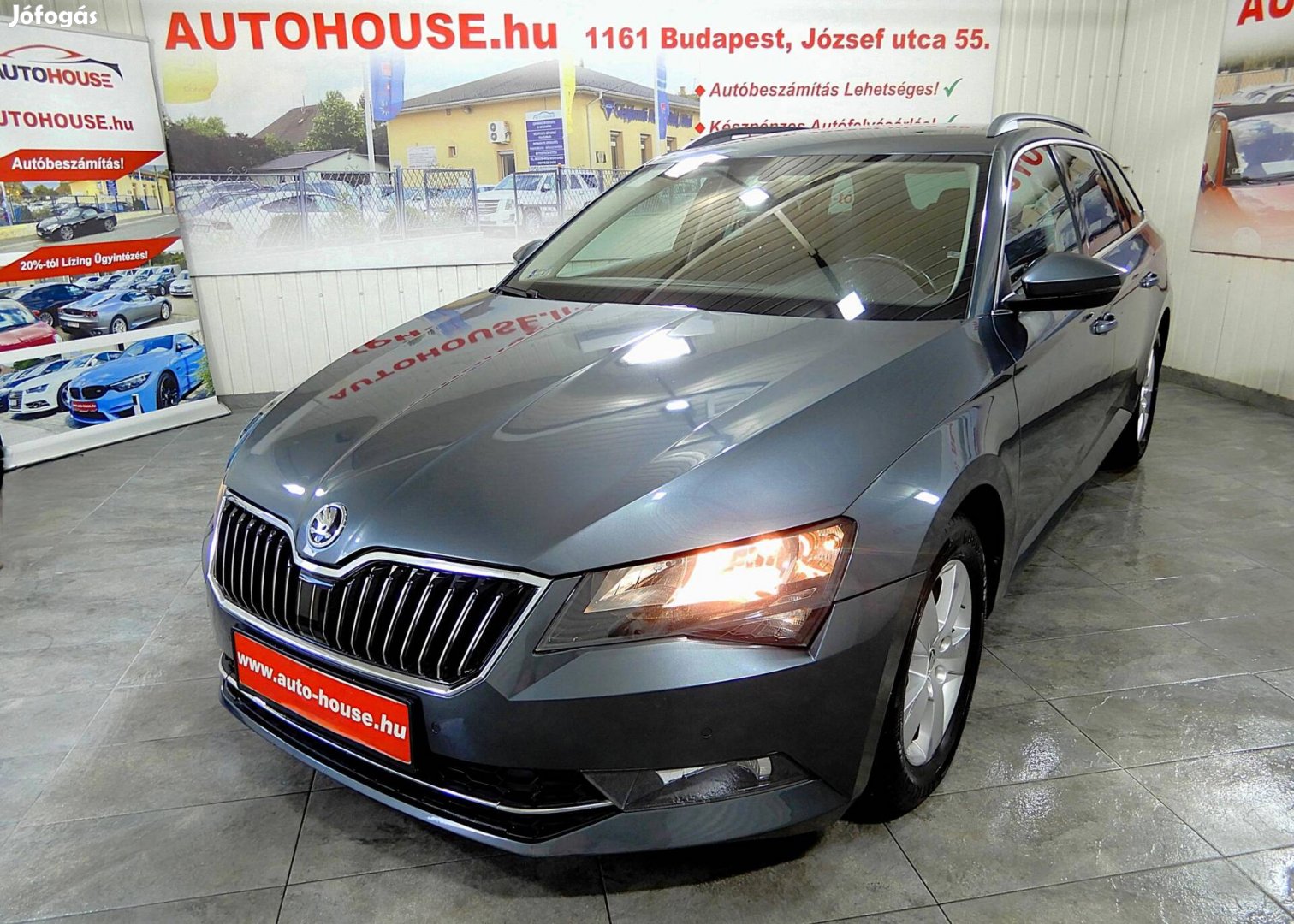 Skoda Superb Combi 1.6 TDI SCR Style DSG Front...