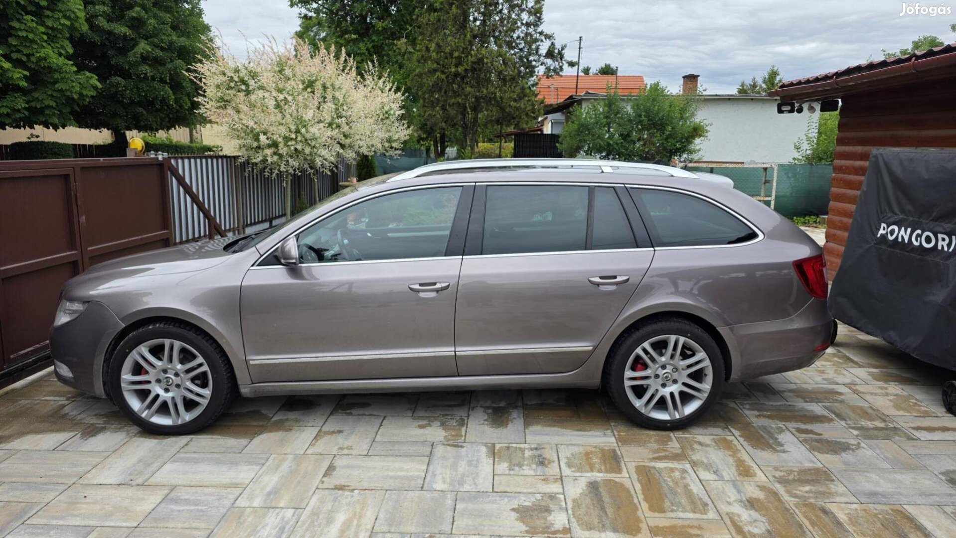 Skoda Superb Combi 2.0 CR TDI Elegance Foglalóz...