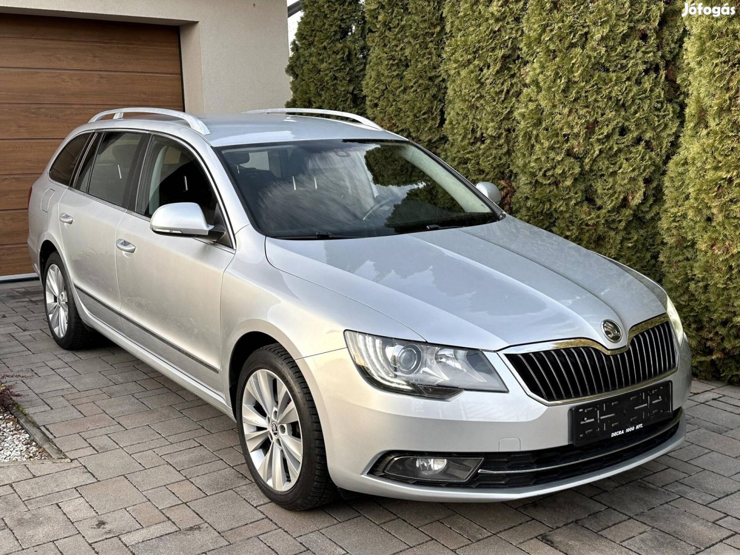 Skoda Superb Combi 2.0 CR TDI Elegance Navi Rad...