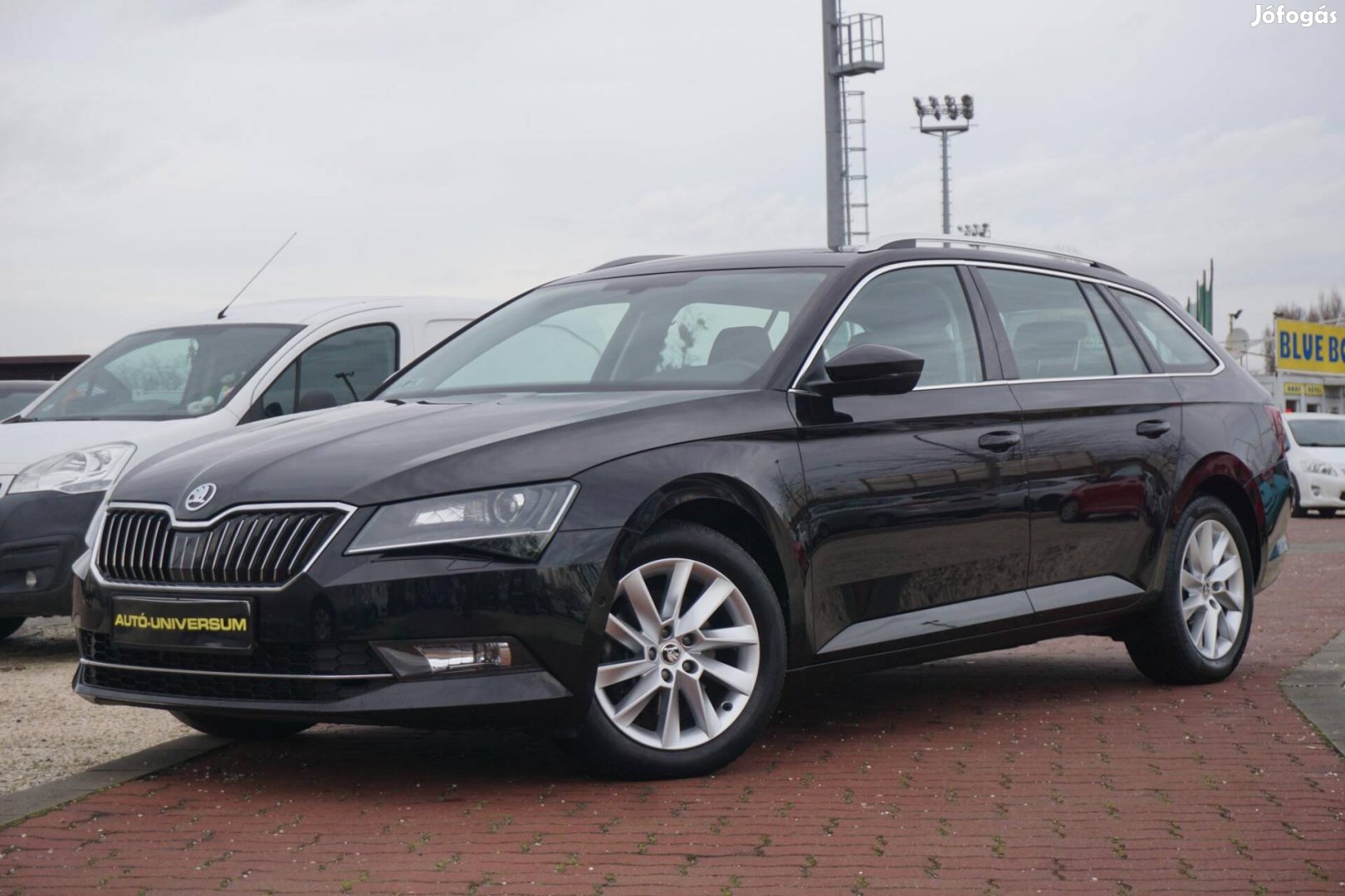 Skoda Superb Combi 2.0 TDI SCR Style DSG7 Sérül...