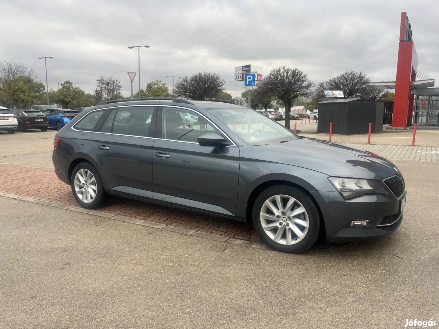 Skoda Superb Combi 2.0 TDI SCR Style DSG Magyar...