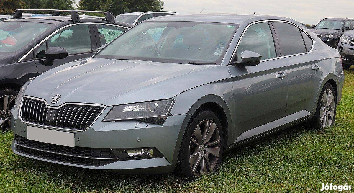 Skoda Superb III bontott alkatrészei