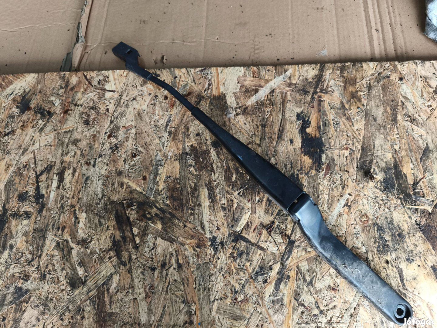 Skoda Superb II 2008-2013 bal első ablaktörlő kar